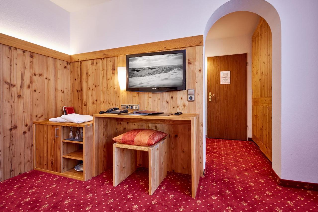 Hotel Franziska Mittenwald Buitenkant foto