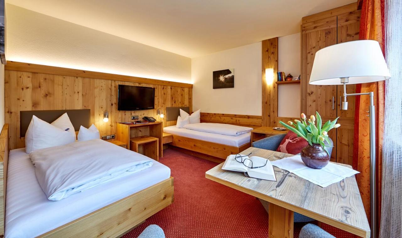 Hotel Franziska Mittenwald Buitenkant foto